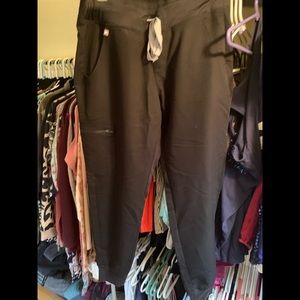 Figs SP black joggers